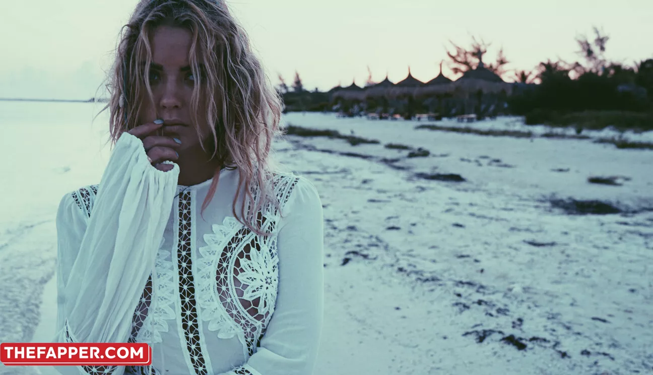 Ashley Benson  Onlyfans Leaked Nude Image #koLQARe3KT