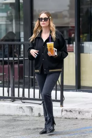 Ashley Benson #tiPB8eiJzW
