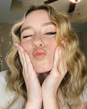 Audra Miller #8UUqHSrAKy