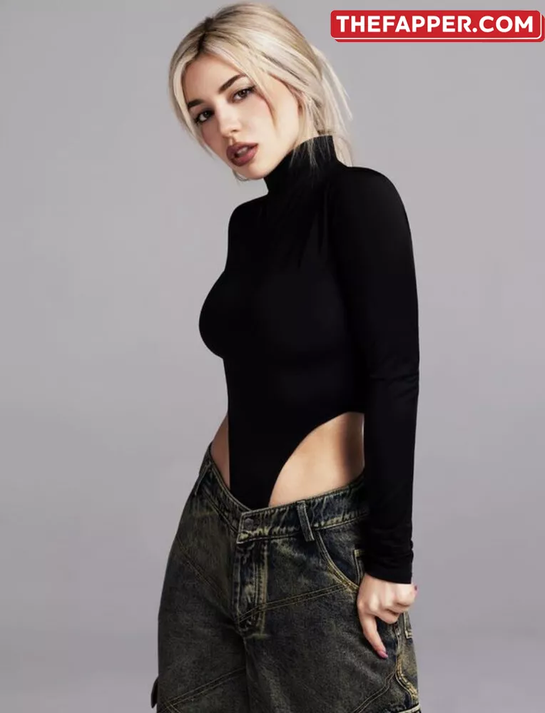 Ava Max  Onlyfans Leaked Nude Image #C0VxtrX72i