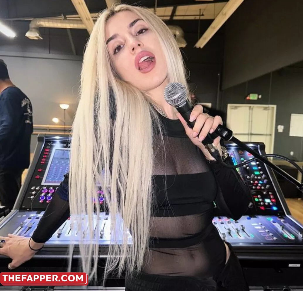 Ava Max  Onlyfans Leaked Nude Image #CU3fCY3qD9