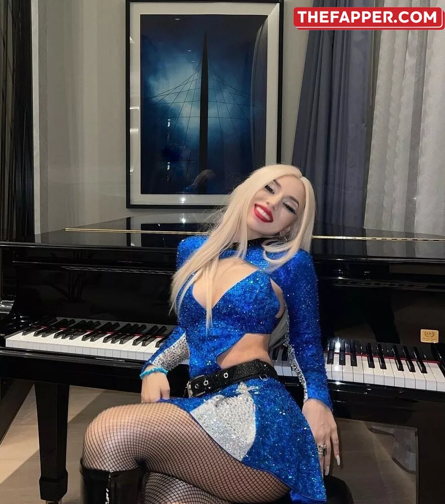 Ava Max  Onlyfans Leaked Nude Image #msIrx669Jt