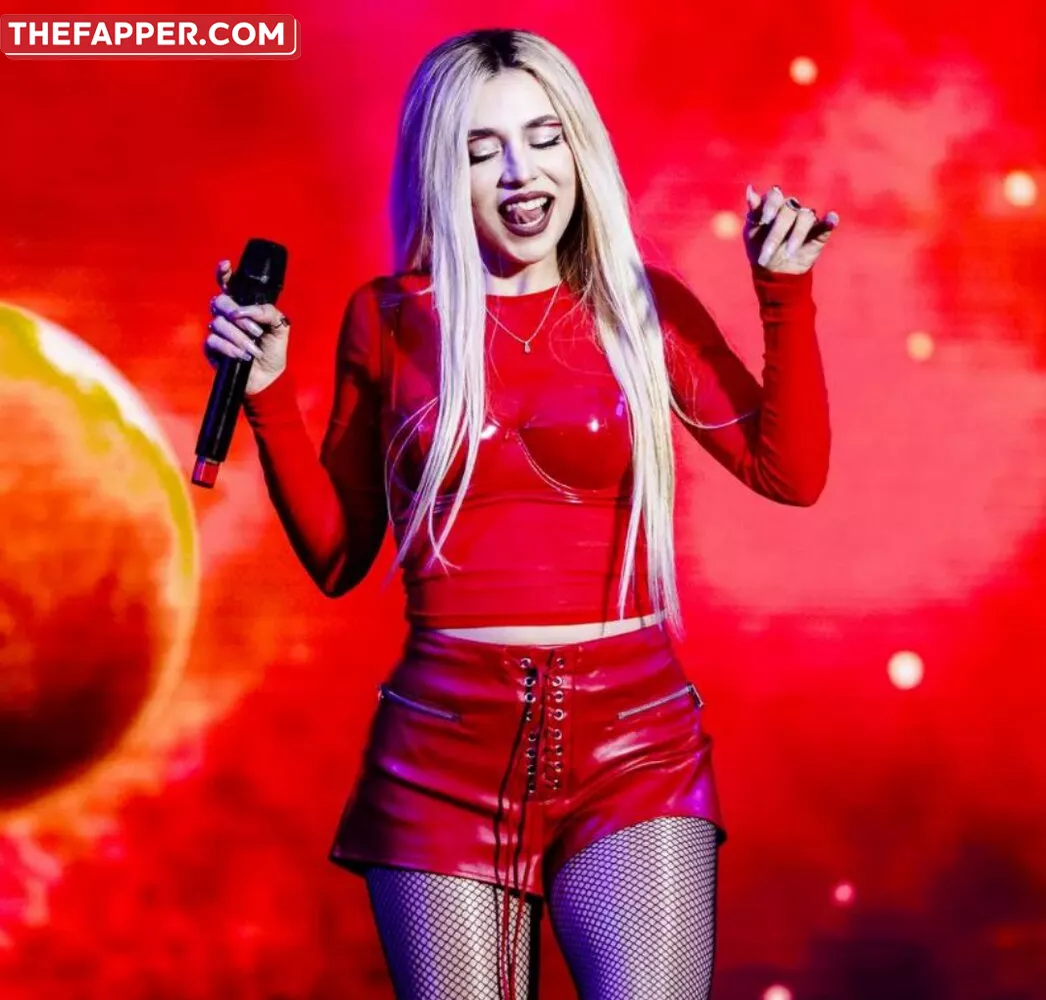 Ava Max  Onlyfans Leaked Nude Image #rw00CqOhEk