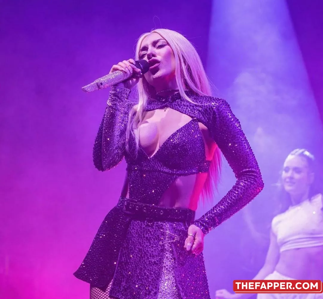 Ava Max  Onlyfans Leaked Nude Image #xXzNoA40iJ