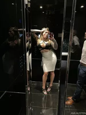 Ava_austen Onlyfans Leaked Nude Image #GpbcorINhu