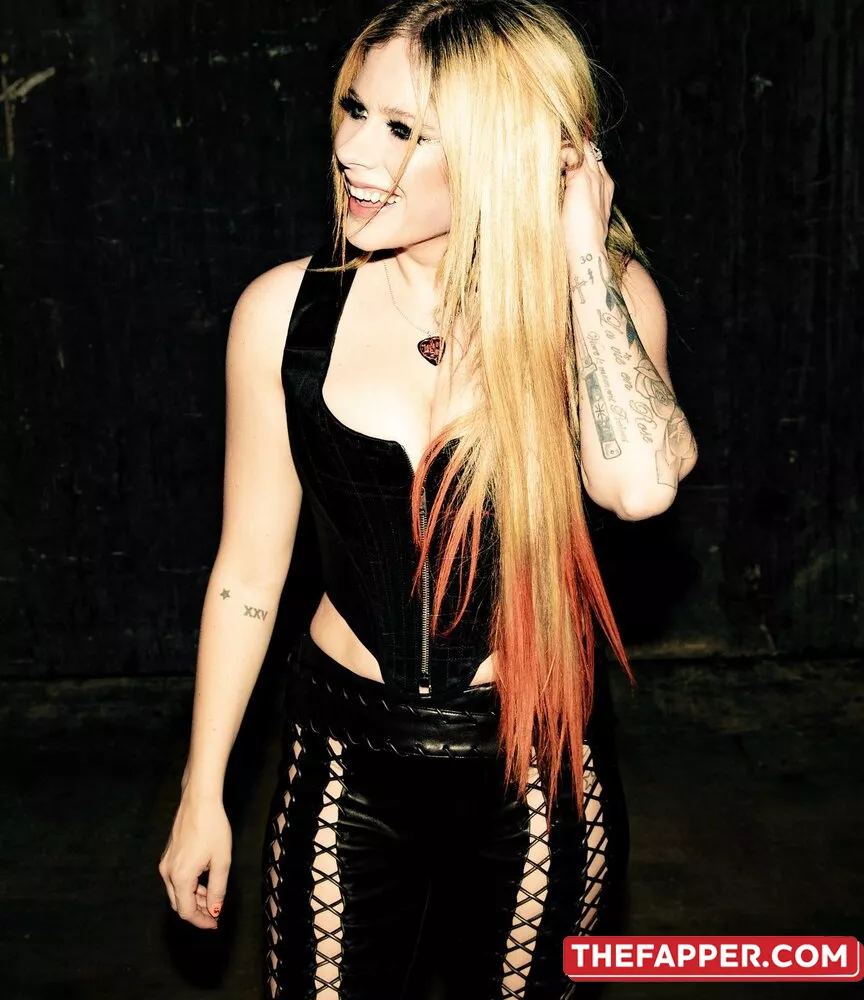 Avril Lavigne  Onlyfans Leaked Nude Image #AUrslhv8OE