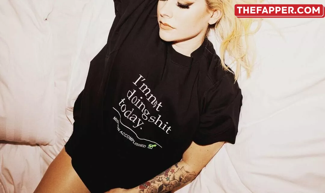 Avril Lavigne  Onlyfans Leaked Nude Image #ES9lgdF7EG