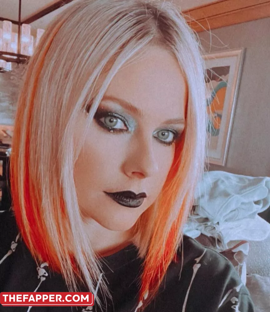 Avril Lavigne  Onlyfans Leaked Nude Image #P8sHkUKz9J