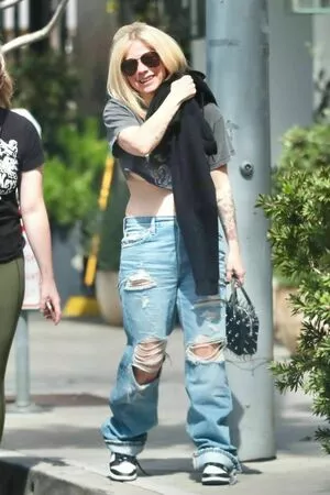 Avril Lavigne #SrPwlmCqFr