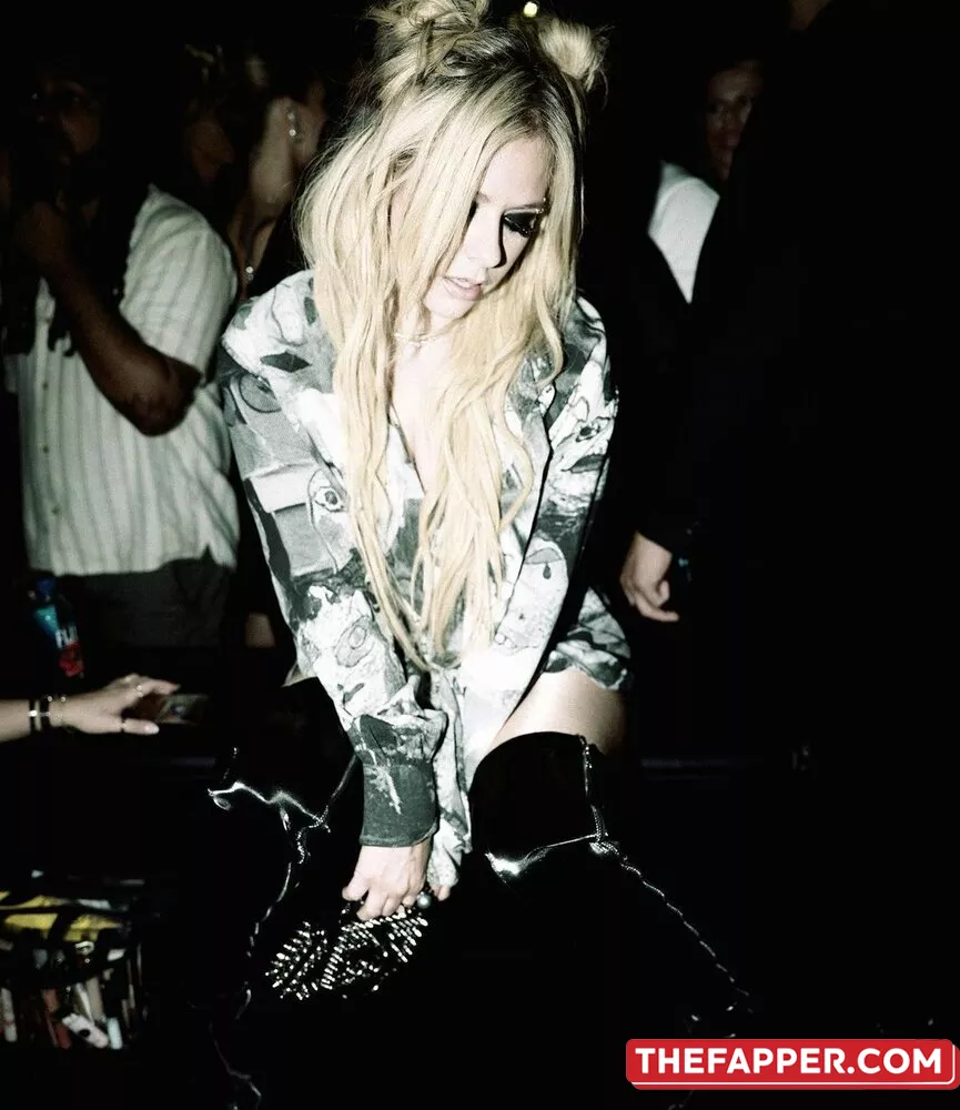 Avril Lavigne  Onlyfans Leaked Nude Image #UJgrL4tDhN