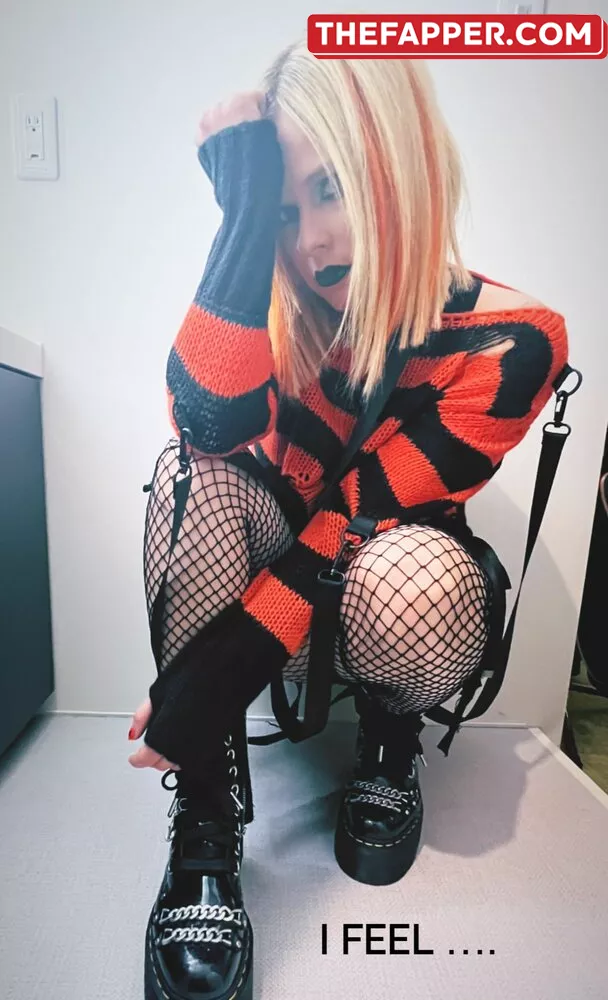 Avril Lavigne  Onlyfans Leaked Nude Image #cewlmbZbHj