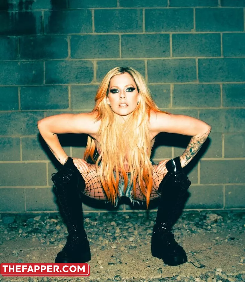 Avril Lavigne  Onlyfans Leaked Nude Image #uN5jIs36hk