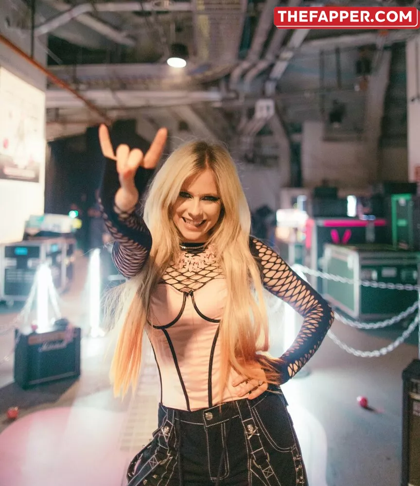 Avril Lavigne  Onlyfans Leaked Nude Image #vRqxlwoEQn