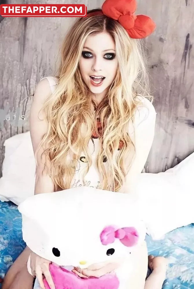 Avril Lavigne  Onlyfans Leaked Nude Image #xcPFyvtuti
