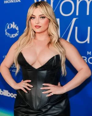 Bebe Rexha #oL5UHYux4B