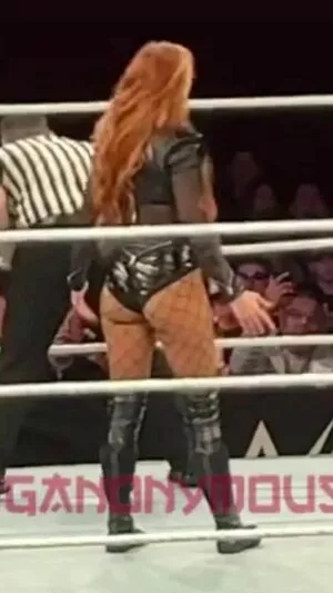 Becky Lynch #JemOiV0RGY