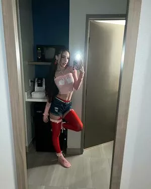 Beebee Asmr #RBmWnH8MPY