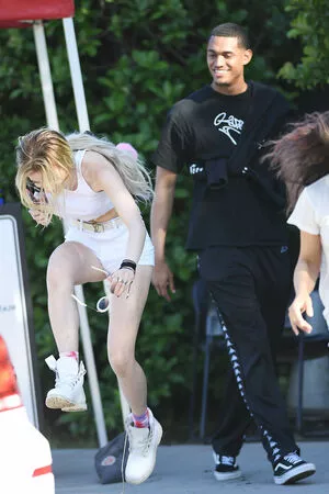 Bella Thorne Onlyfans Leaked Nude Image #8LbkXWhv4h