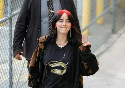 Billie Eilish Onlyfans Leaked Nude Image #wQkw7OzVjx