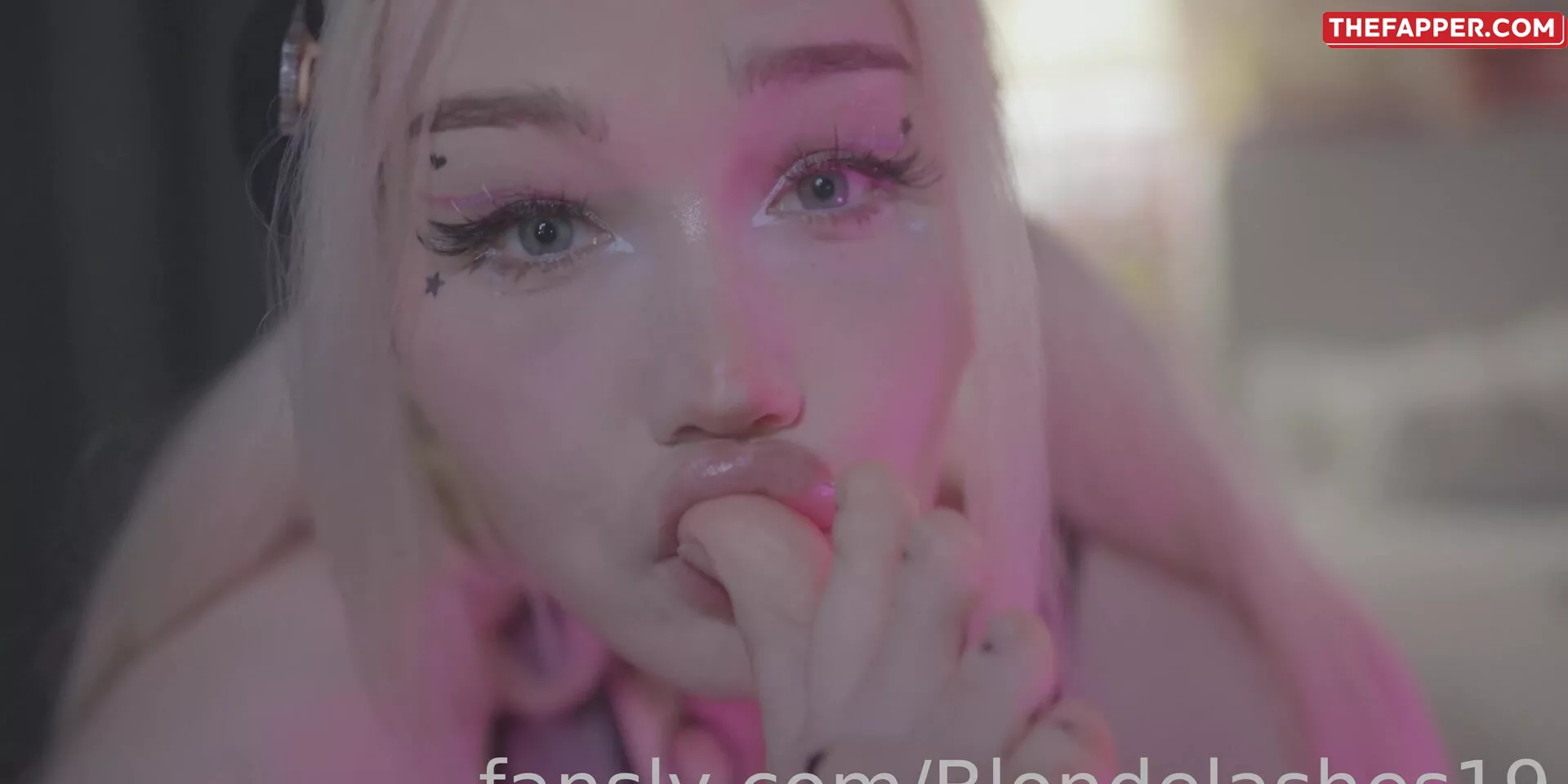 Blondelashes19  Onlyfans Leaked Nude Image #E92l54n4fL