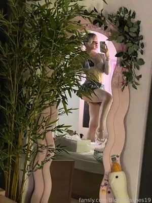 Blondelashes19 Onlyfans Leaked Nude Image #WM9Scyn7SE