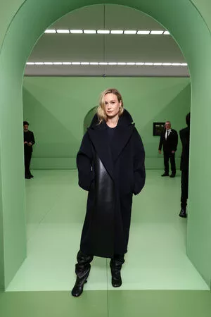 Brie Larson #32YaD7ukvU