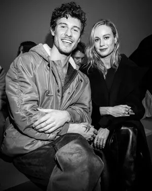 Brie Larson #vppzRToWRE
