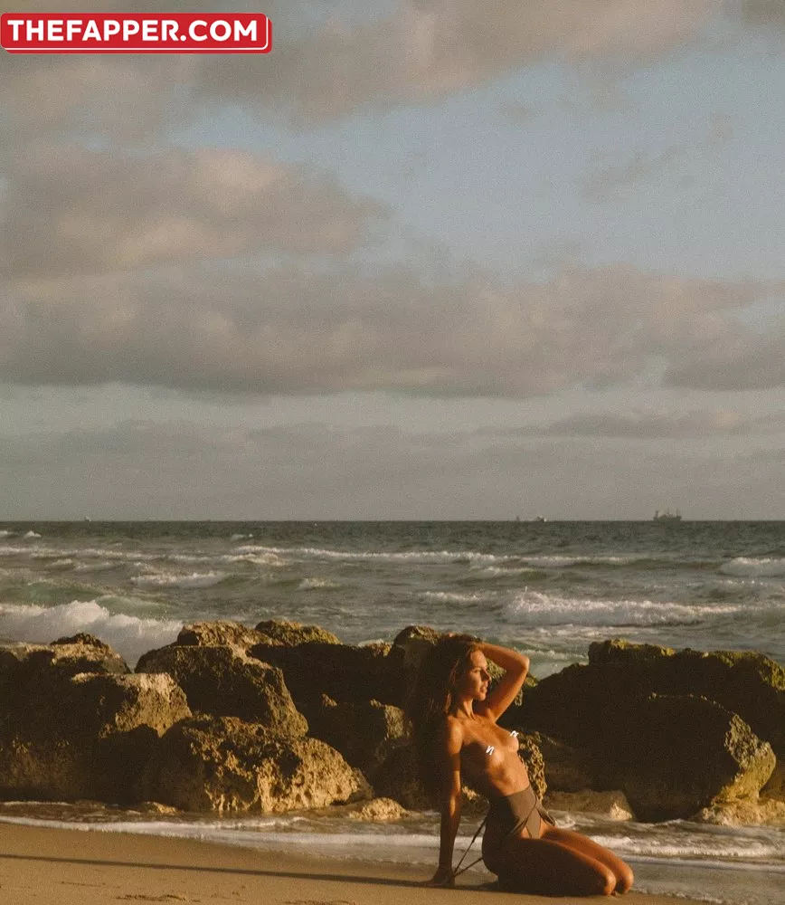 Brit Manuela  Onlyfans Leaked Nude Image #dbj7e5oMU3