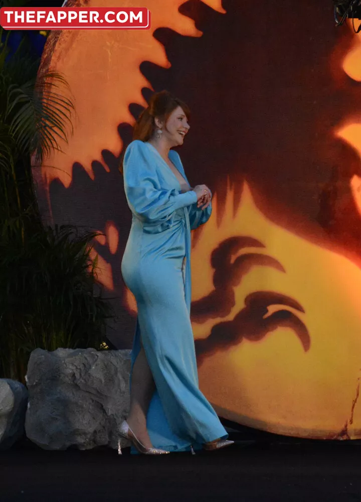 Bryce Dallas Howard  Onlyfans Leaked Nude Image #JHDS877NrB