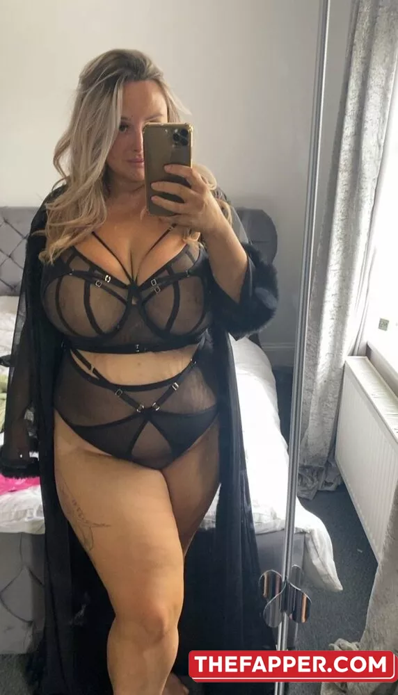 Bustyholly  Onlyfans Leaked Nude Image #8KCPJBwhjc