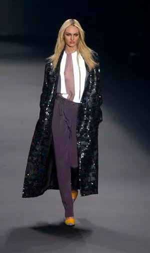Candice Swanepoel #2pQgJoM9Fu
