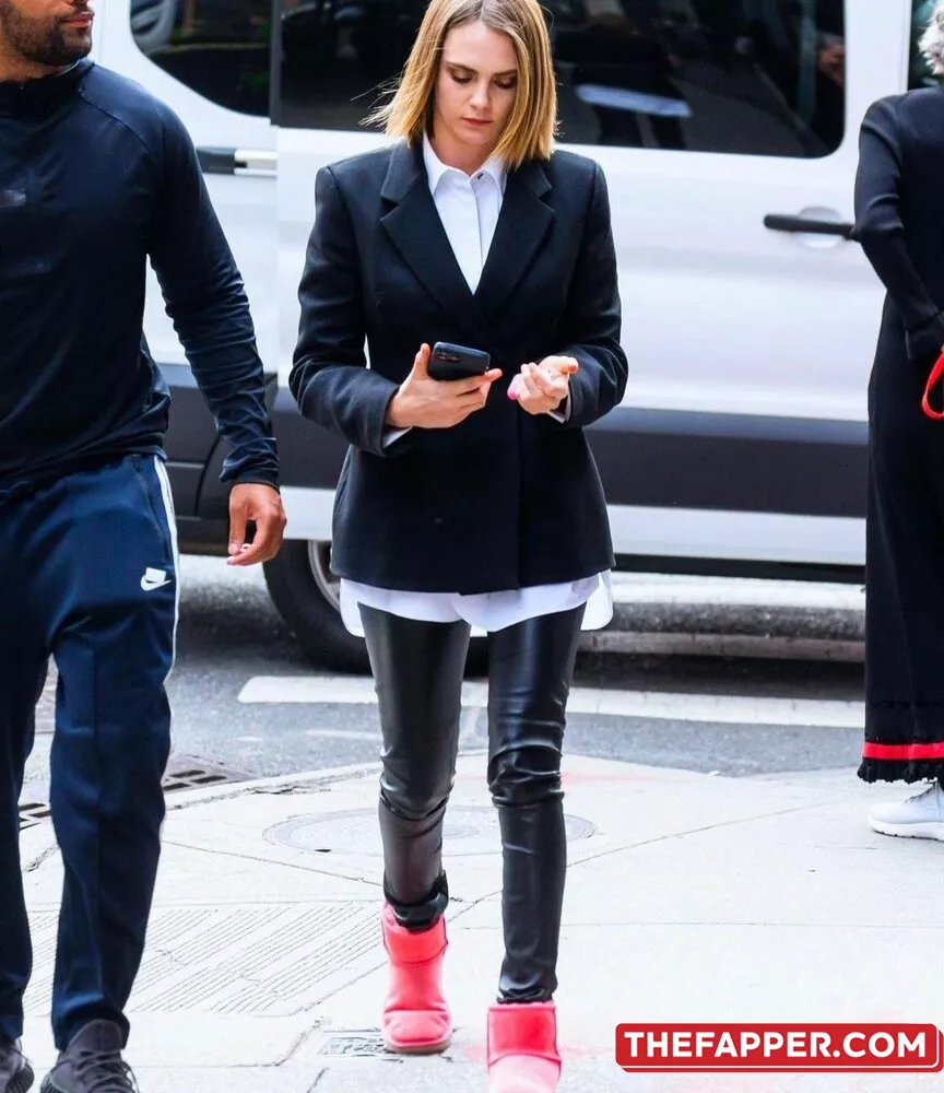 Cara Delevingne  Onlyfans Leaked Nude Image #3LqXLMo32V