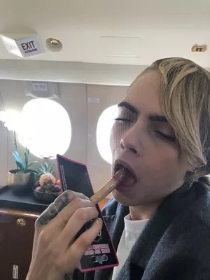 Cara Delevingne #fwihxVMkME