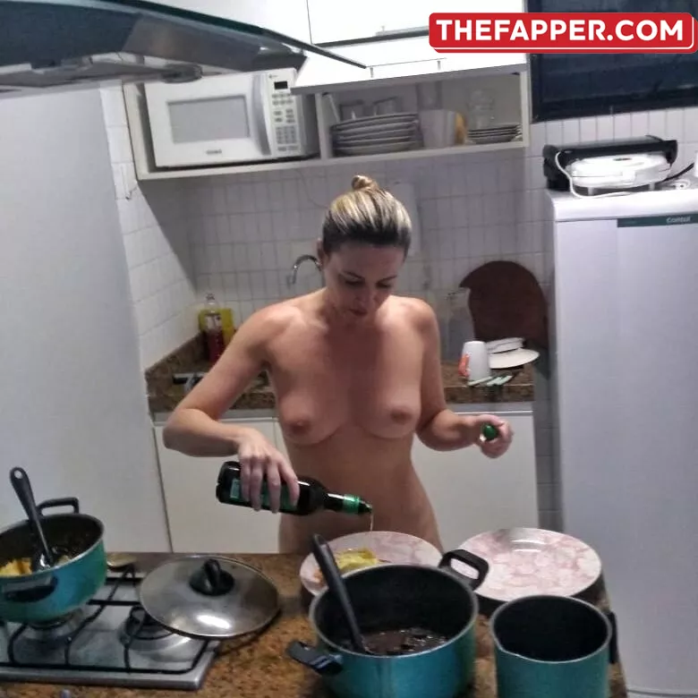 Carinamoreschi  Onlyfans Leaked Nude Image #Dr8mpdYysQ