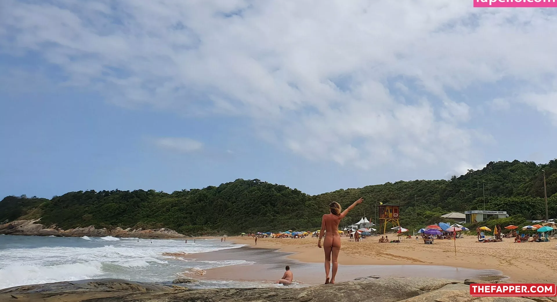 Carinamoreschi  Onlyfans Leaked Nude Image #RthTIuxxf2