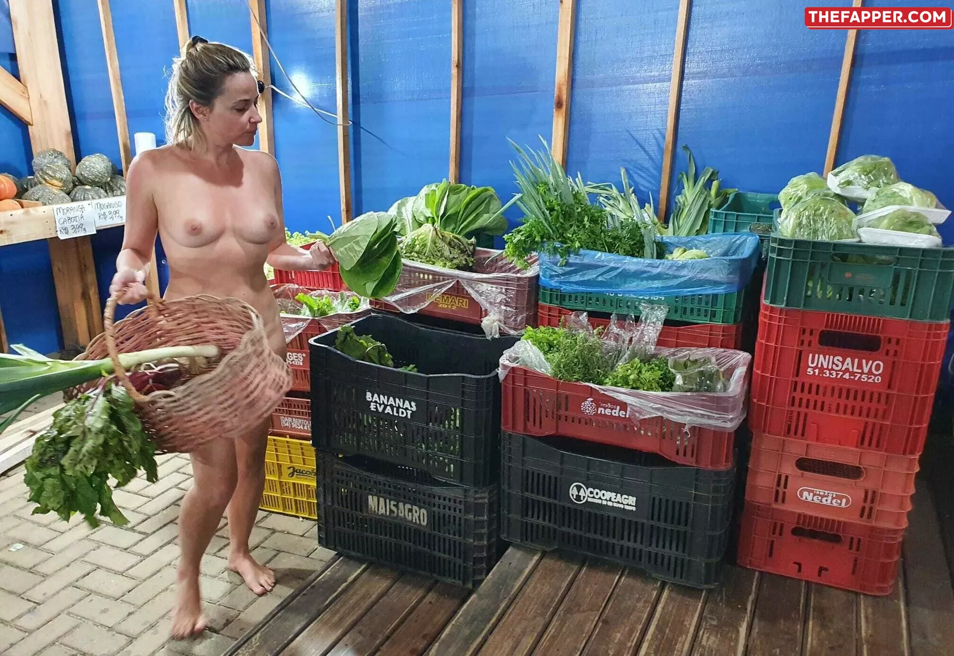 Carinamoreschi  Onlyfans Leaked Nude Image #zngcuta8ls