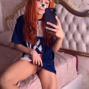 Caroline Lopes #Uzn8gIKvh6