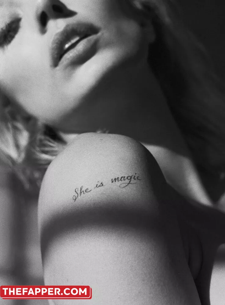 Caroline Vreeland  Onlyfans Leaked Nude Image #GRIvMV4VsI