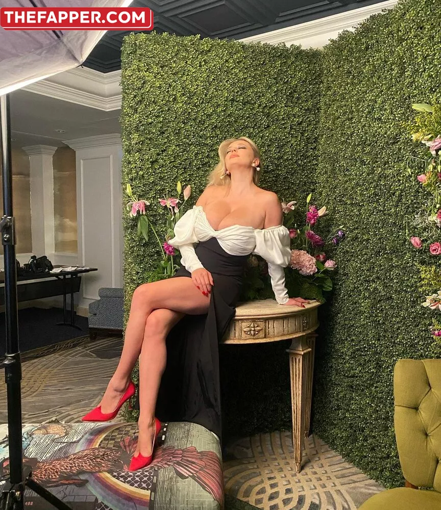 Caroline Vreeland  Onlyfans Leaked Nude Image #UX1Z4HXaam