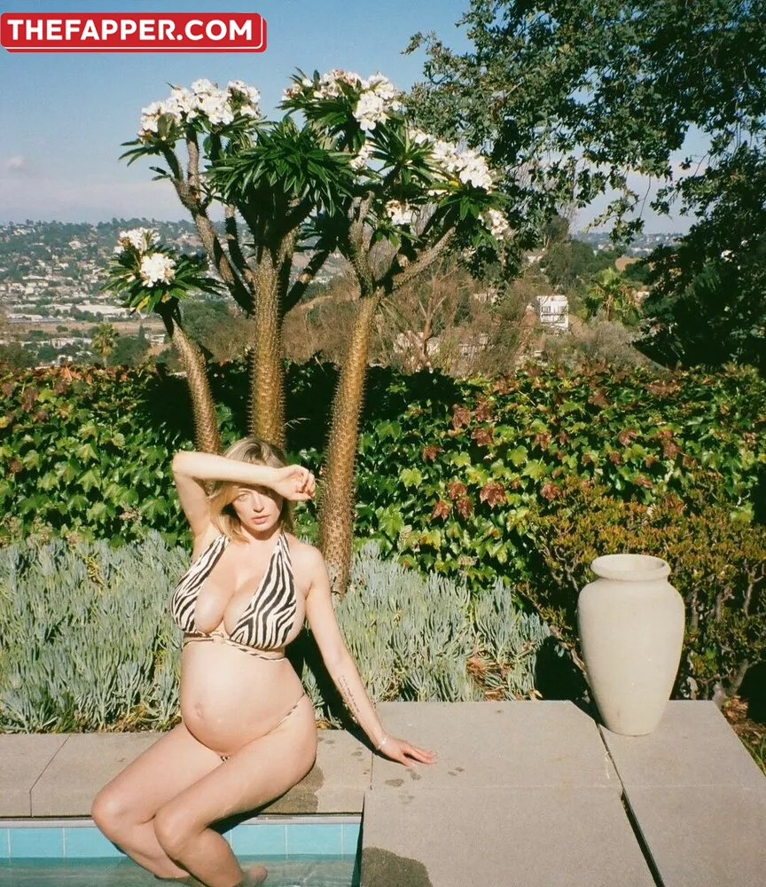 Caroline Vreeland  Onlyfans Leaked Nude Image #b88JOJNdf3