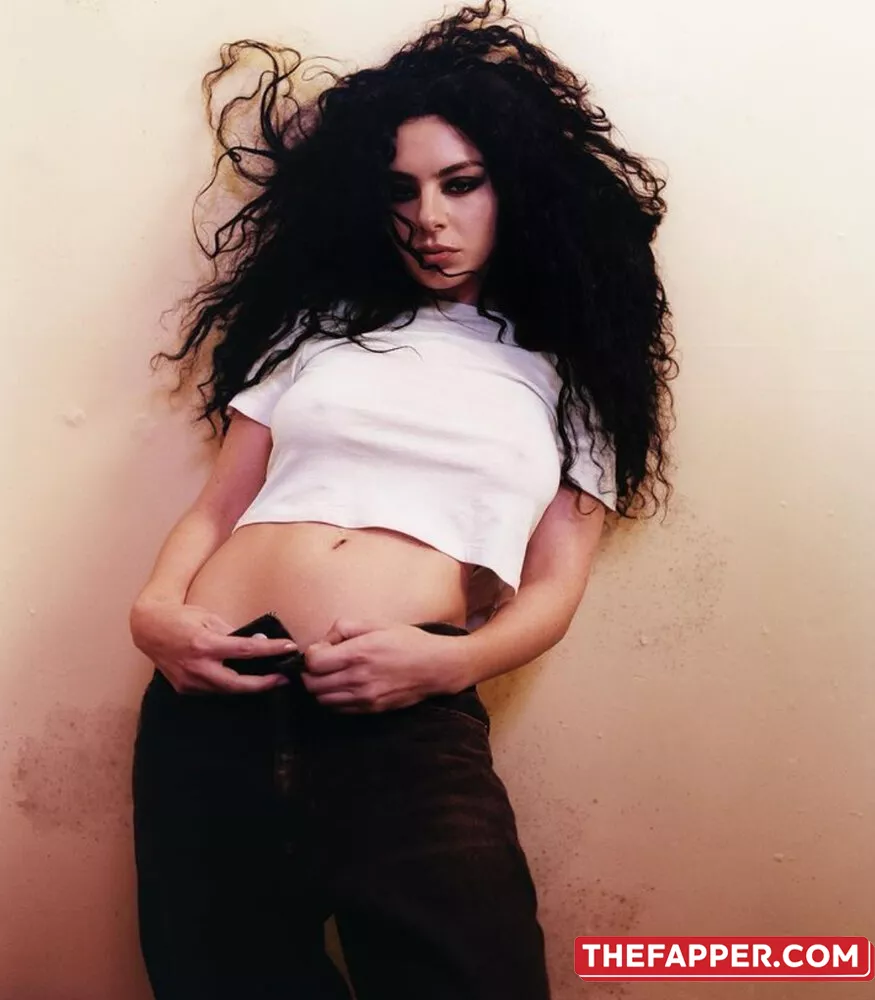 Charli Xcx  Onlyfans Leaked Nude Image #19OcIzlgBj