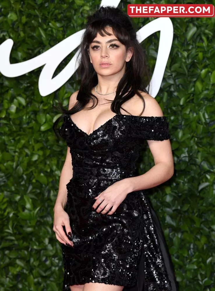 Charli Xcx  Onlyfans Leaked Nude Image #mzN3Tdow33