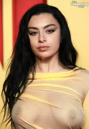 Charli Xcx Onlyfans Leaked Nude Image #yDWl6cVuWE