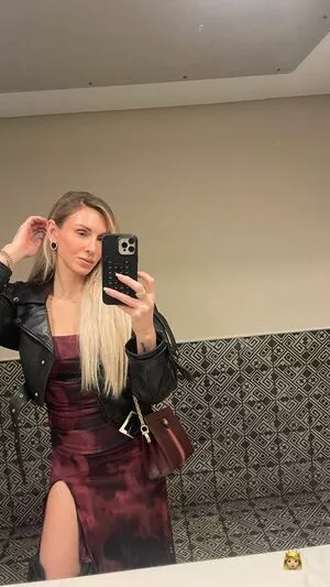Charlotte Flair #YkHshsAHPB