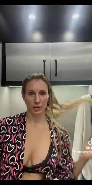Charlotte Flair #scNCqaM3gX