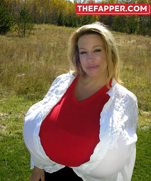 Chelsea Charms  Onlyfans Leaked Nude Image #CzuR6QB0x4
