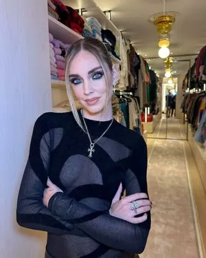 Chiara Ferragni #NauKZq1wDQ
