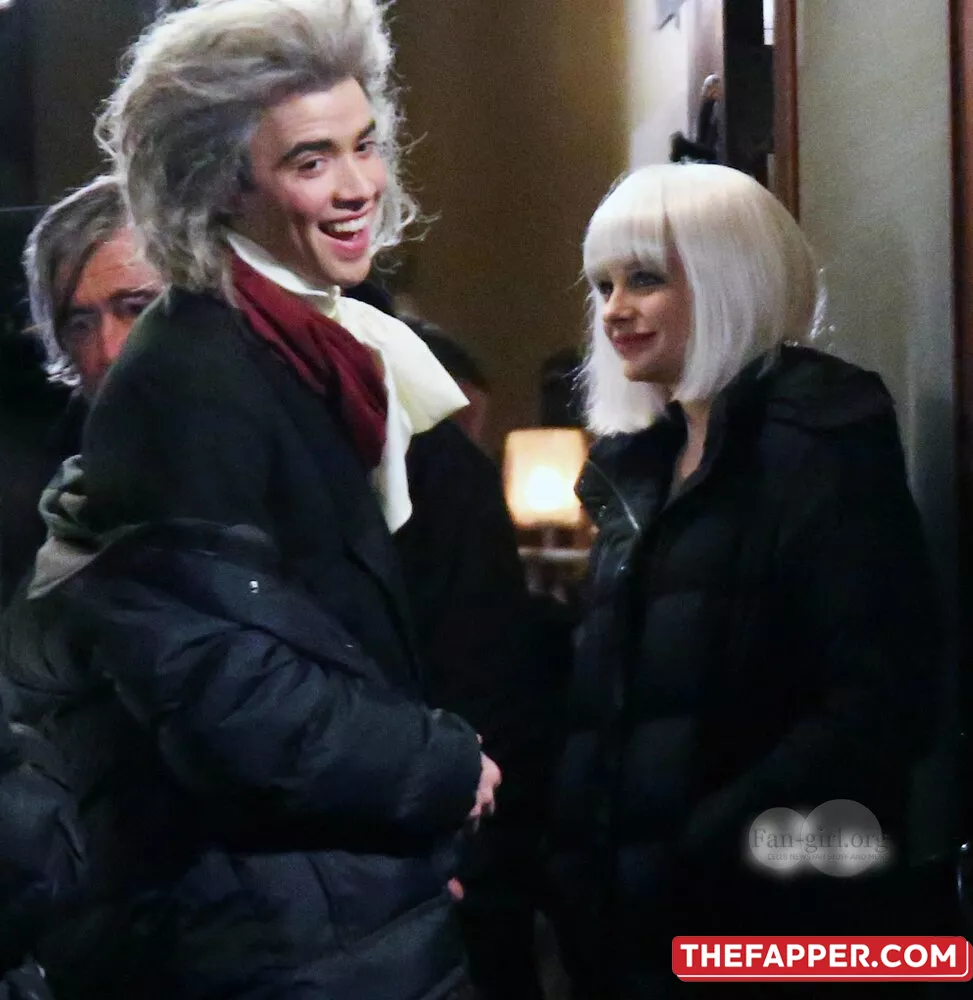 Chloë Grace Moretz  Onlyfans Leaked Nude Image #A9RoH9nAES