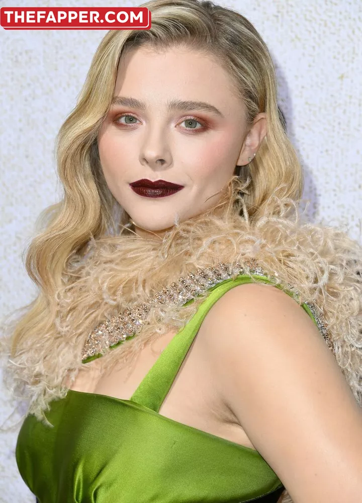 Chloë Grace Moretz  Onlyfans Leaked Nude Image #wkB1J78Tte