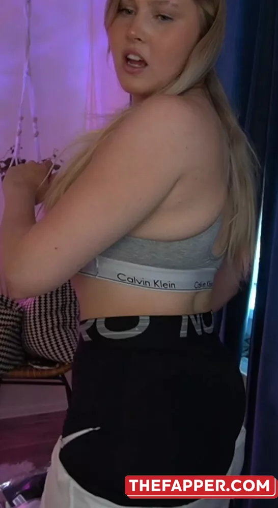 Cirizzle  Onlyfans Leaked Nude Image #umAeNr00r4